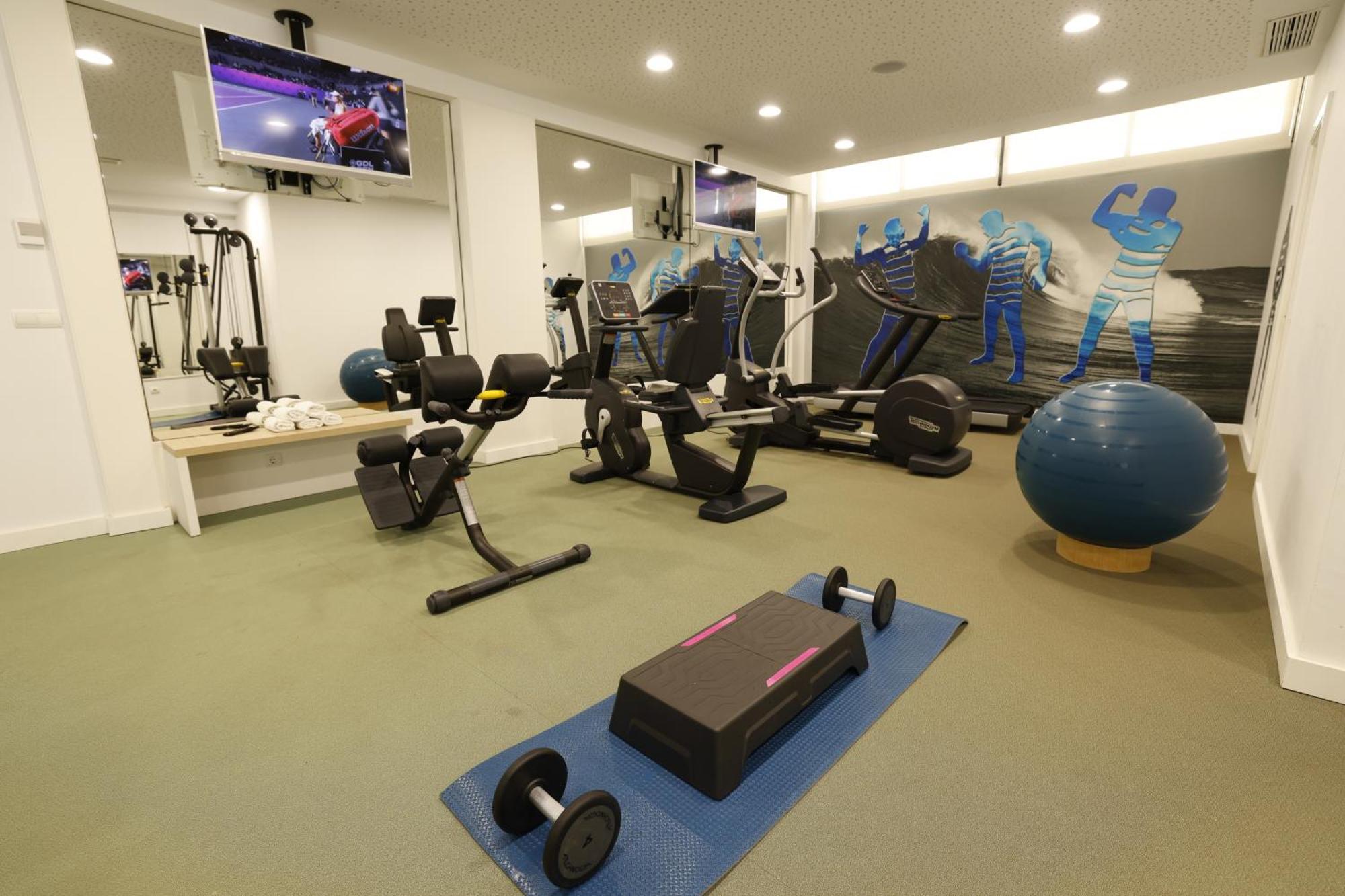 Marvell Club Hotel & Apartments Сан-Антонио-Абад Экстерьер фото